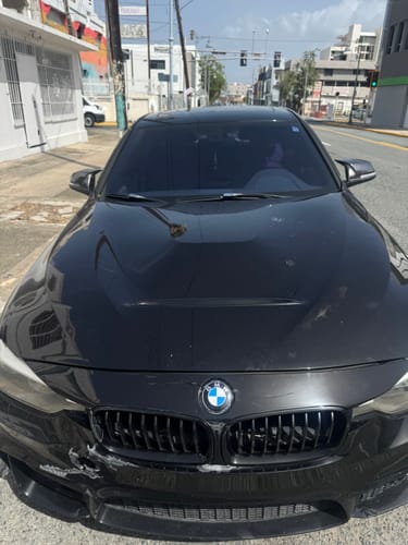 Customer photo review of BMW EMBLEM BADGE - CLASSIC