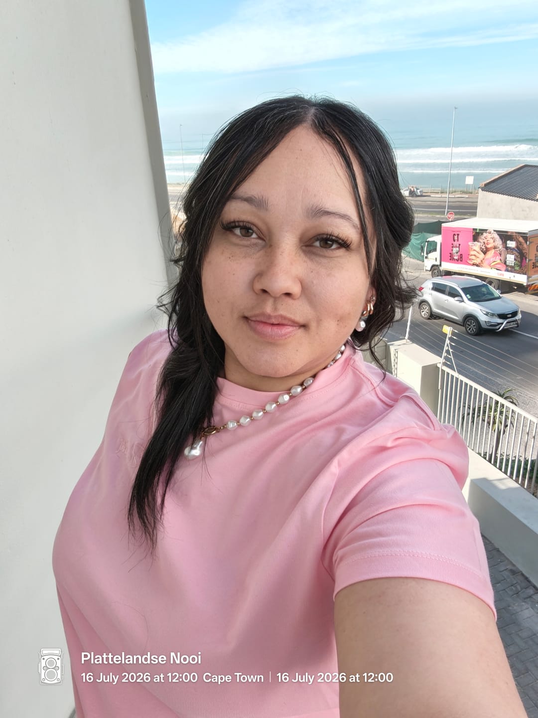Customer photo review of Flora Lash Kit