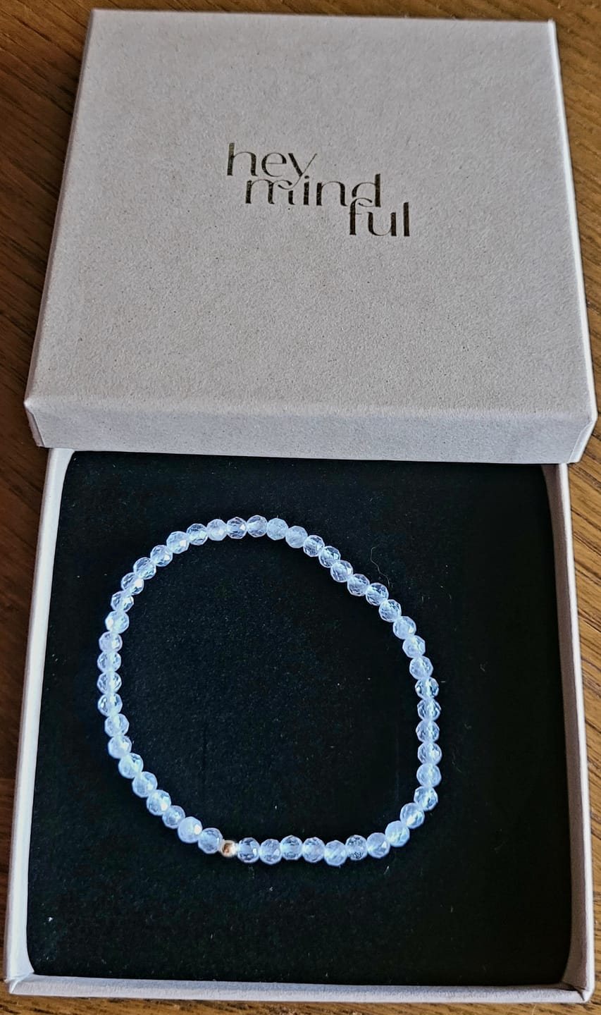 Customer photo review of Amora Rosenquarz Armband