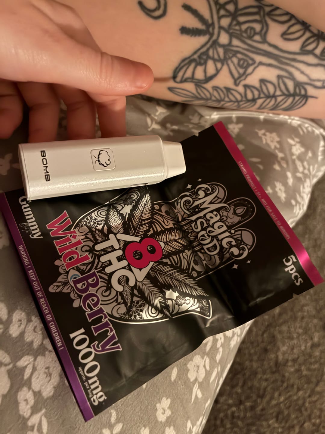 Customer photo review of BOMB EXTRACTS THC-A + D9 + THCP  MASTERBLEND  LIVE RESIN 2G VAPE CANDYLAND - INDICA
