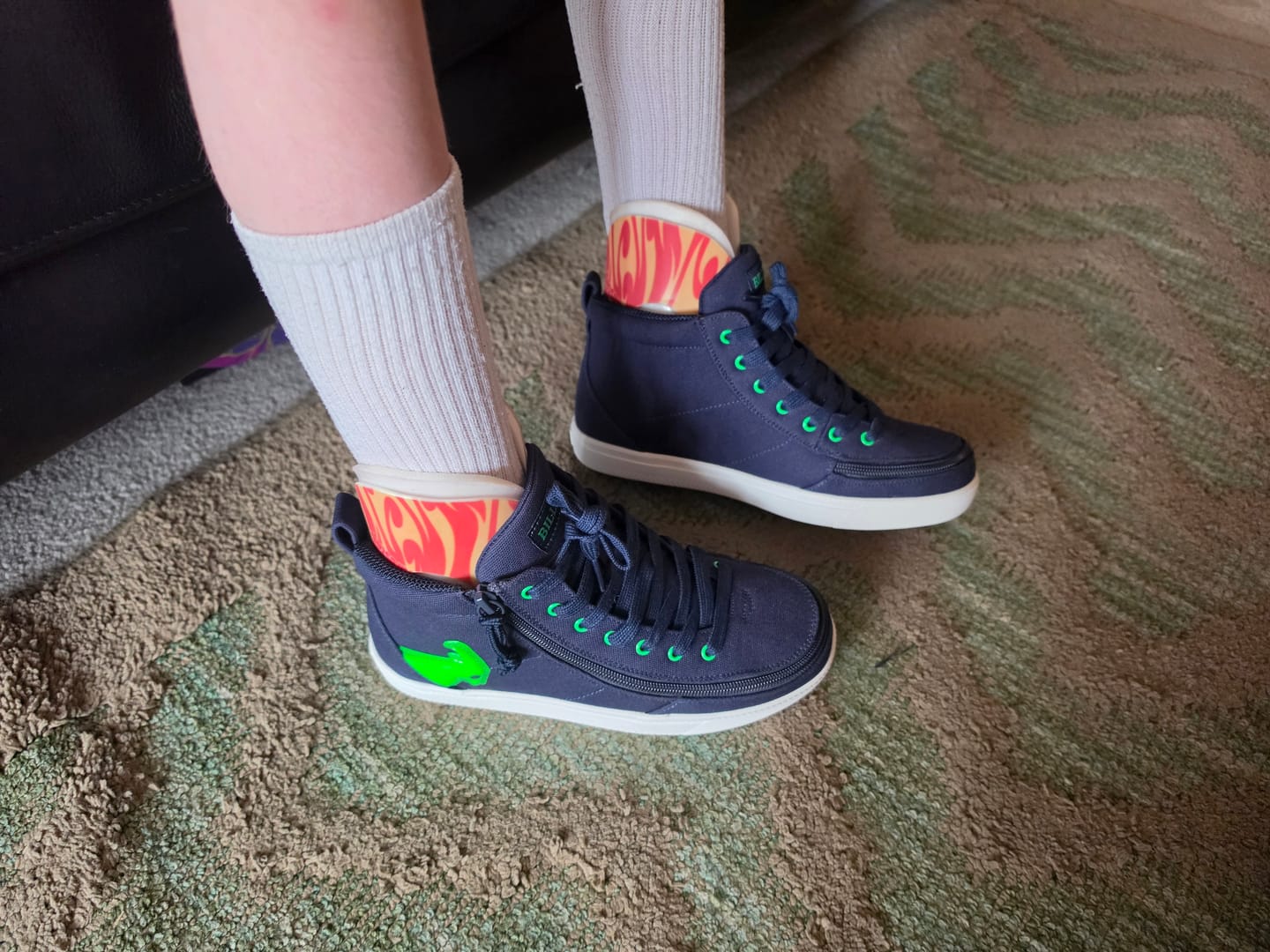 Customer photo review of Navy/Green Light Ups BILLY Classic D|R High