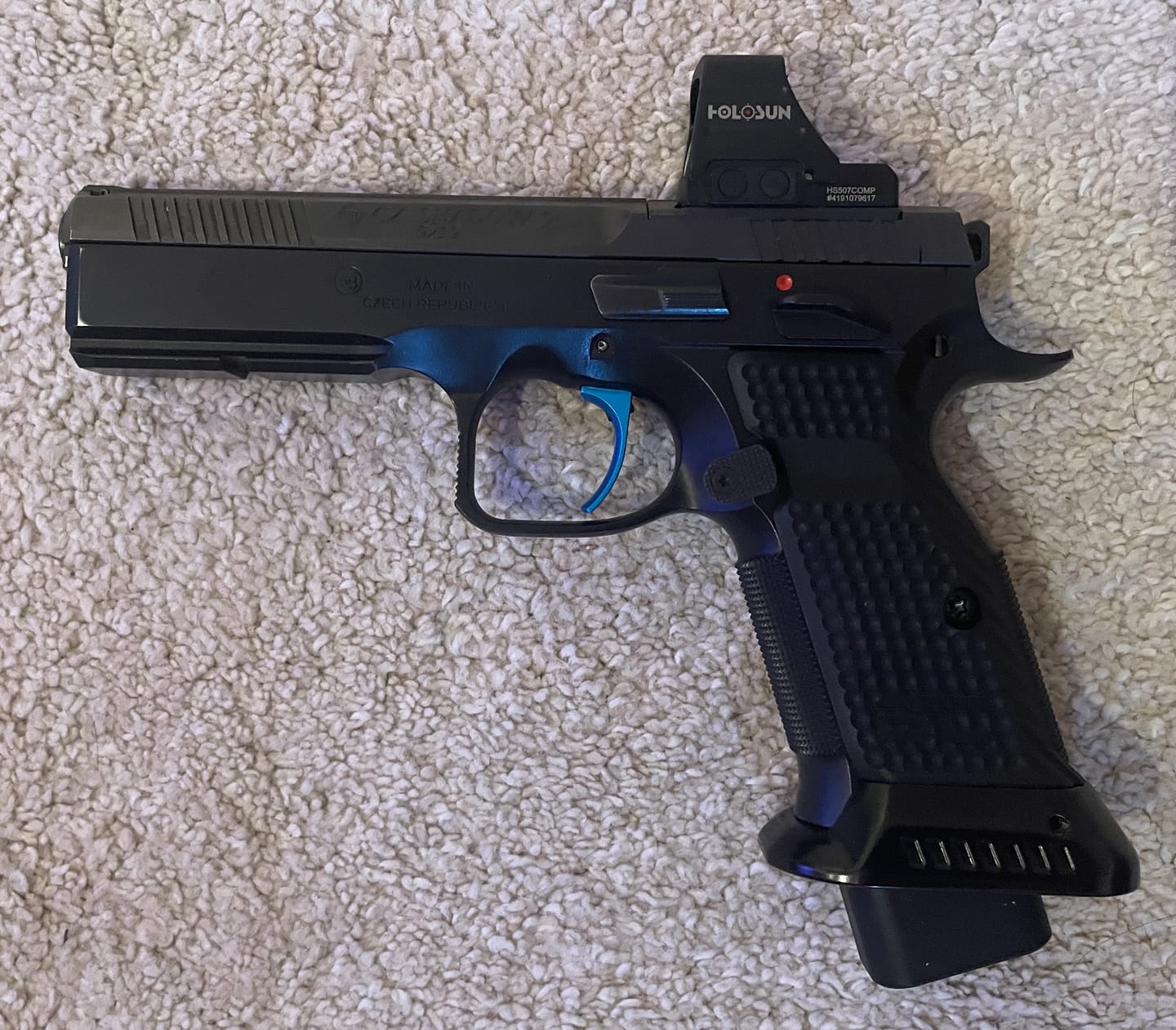 Customer photo review of CZ Shadow 2 Grips & Aluminium Magwell Combo