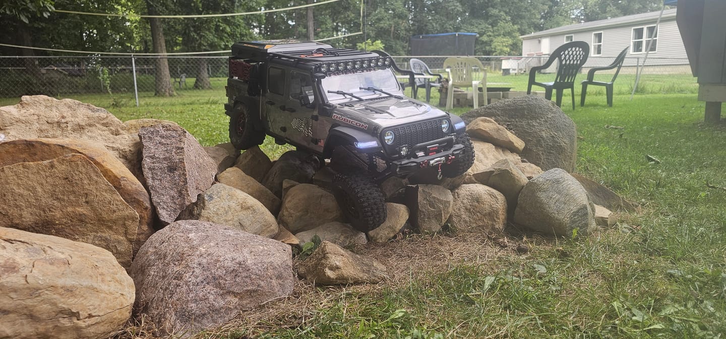 Customer photo review of Chassis Armor for 1/7 RC Crawler