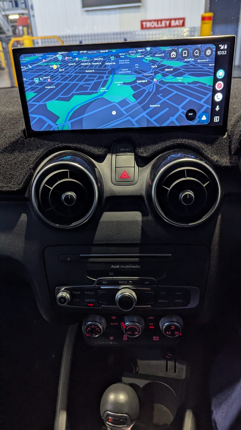 Customer photo review of Audi A1 / S1 | 8X | 12.3" Linux CarPlay/Android Touchscreen Display | 2010 - 2018