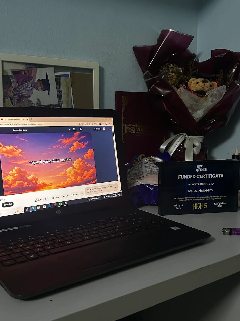 Customer photo review of DESIGN PL8007 Plaque Award