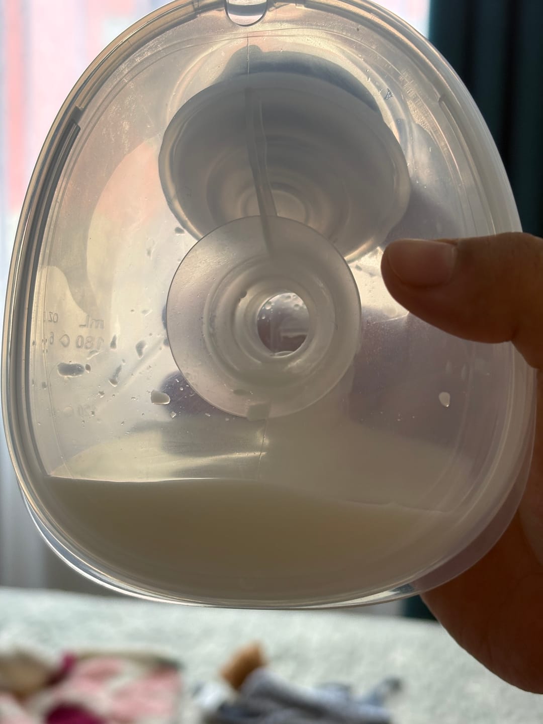 Customer photo review of Extractor de leche doble manos libres