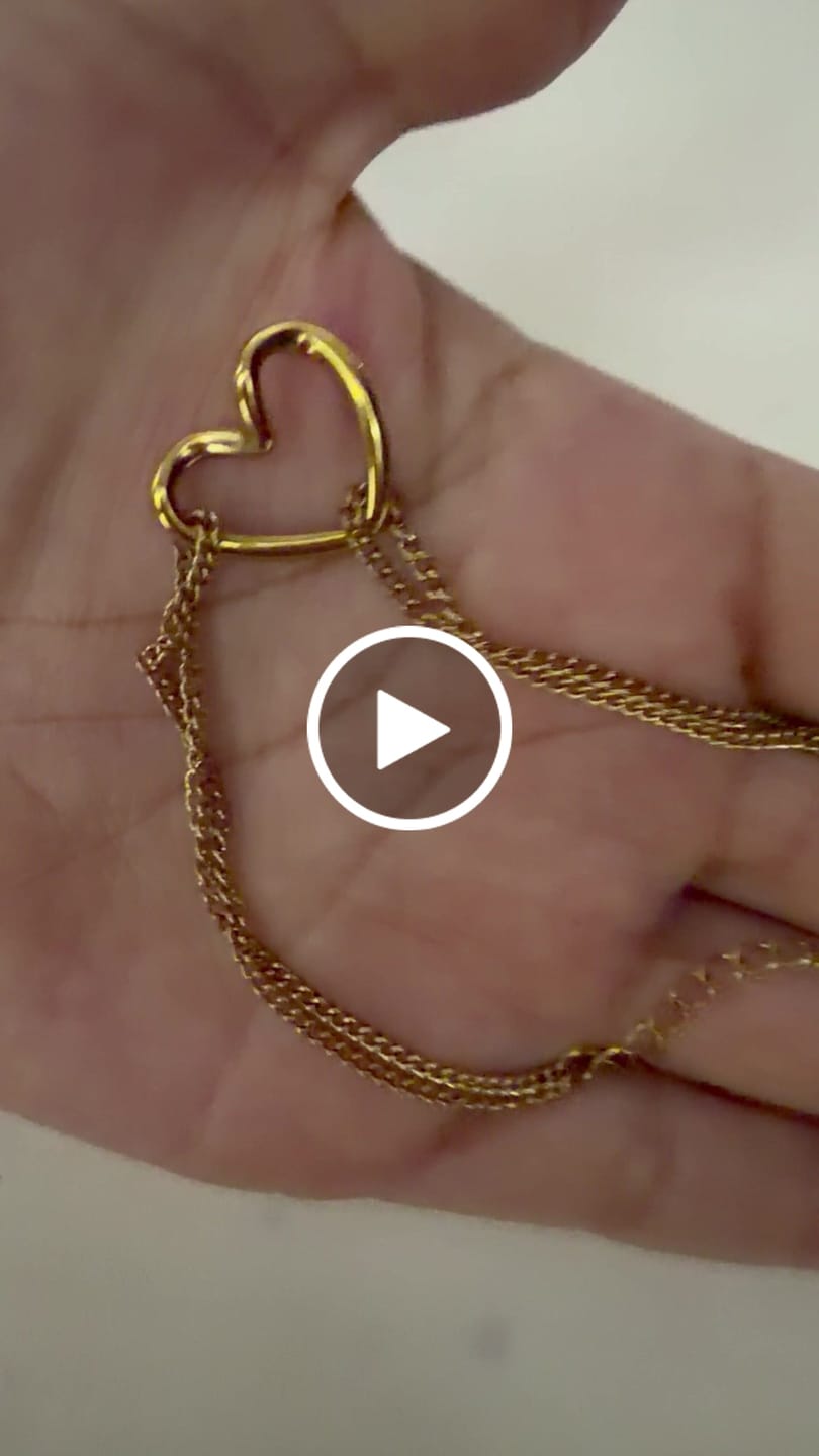 Customer video review of Pulsera Heart String
