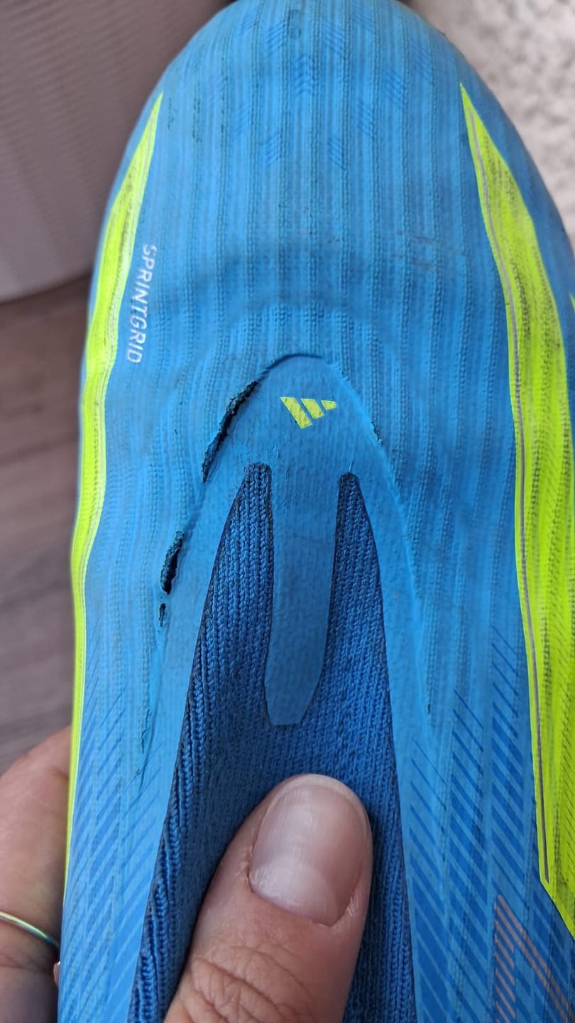 Customer photo review of F50 LEAGUE LL FG/MG JUNIOR