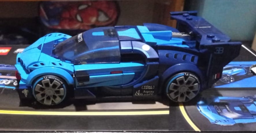 Customer photo review of Auto de Carreras Aston Martin Aramco F1® AMR24