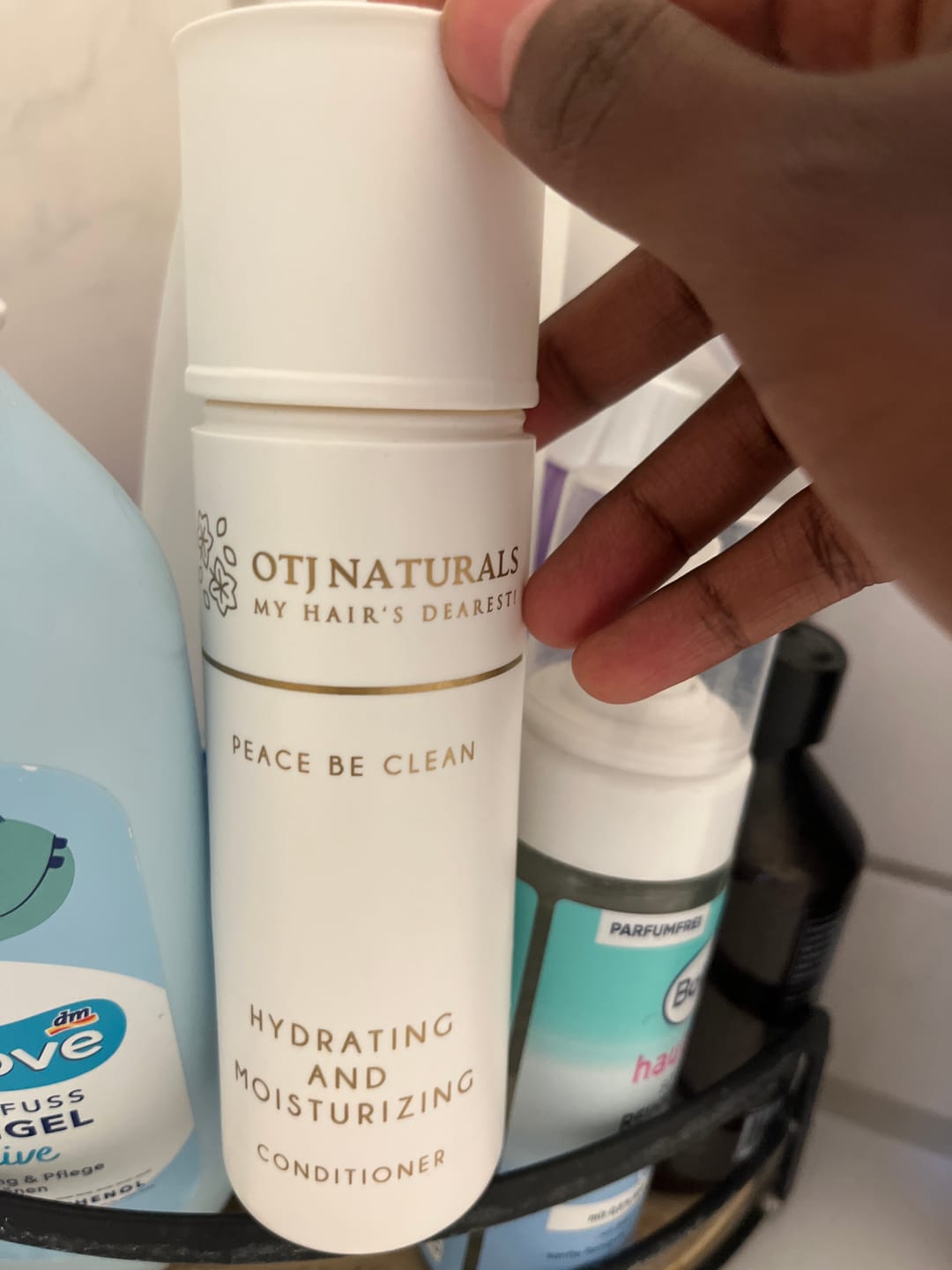 Customer photo review of OTJ Naturals Conditioner – Bio Feuchtigkeit & Entwirrung