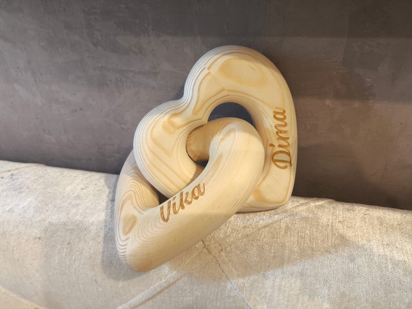 Customer photo review of Romantic Couple - Personalized Infinity Heart Sculpture
