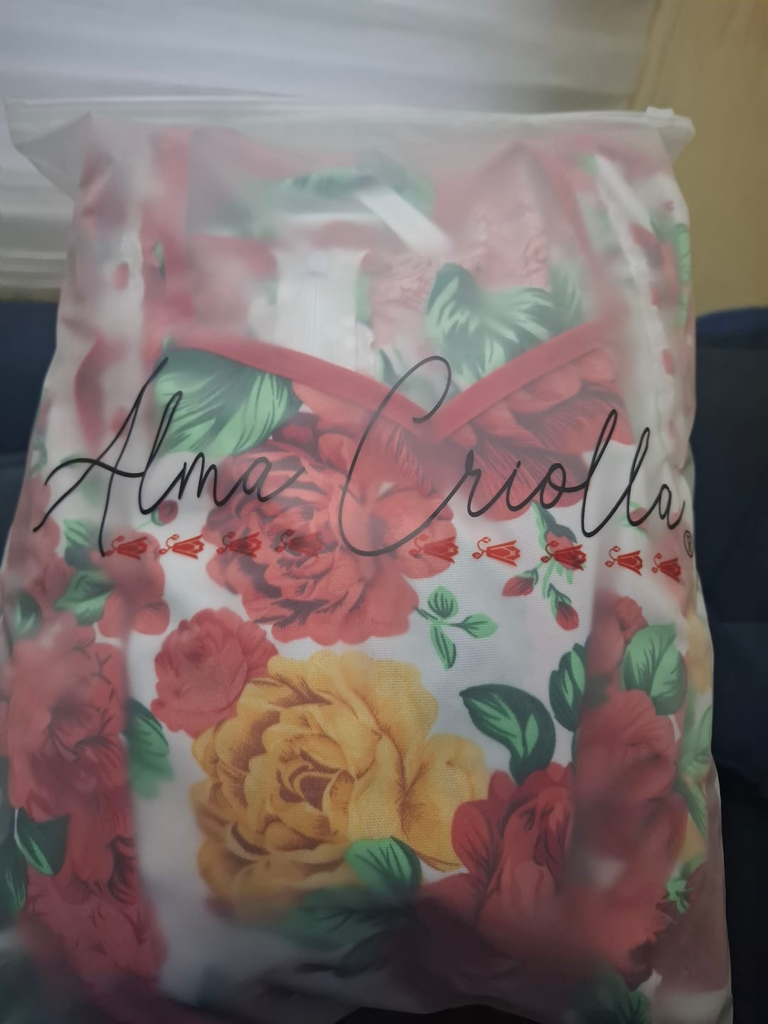 Customer photo review of Vestido de china huasa Mariposa Rojo talla