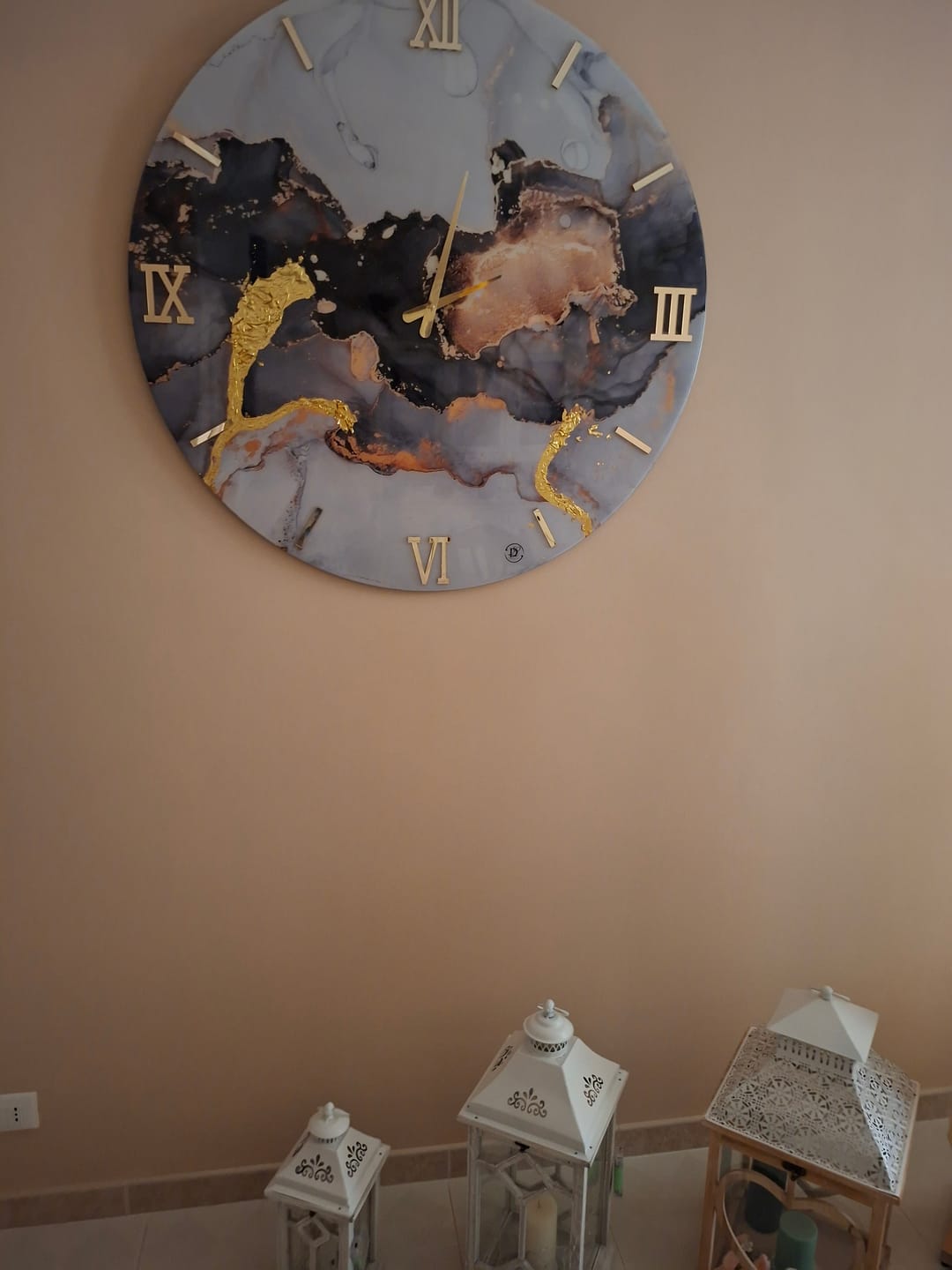 Customer photo review of Orologio da parete effetto marmo Dubai design moderno