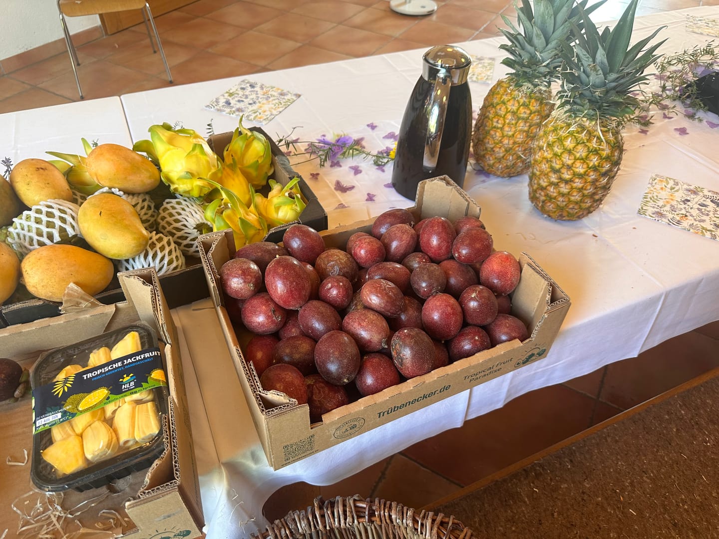Customer photo review of Ananas reifgeerntet Retteraktion % (Stück ca 2kg)
