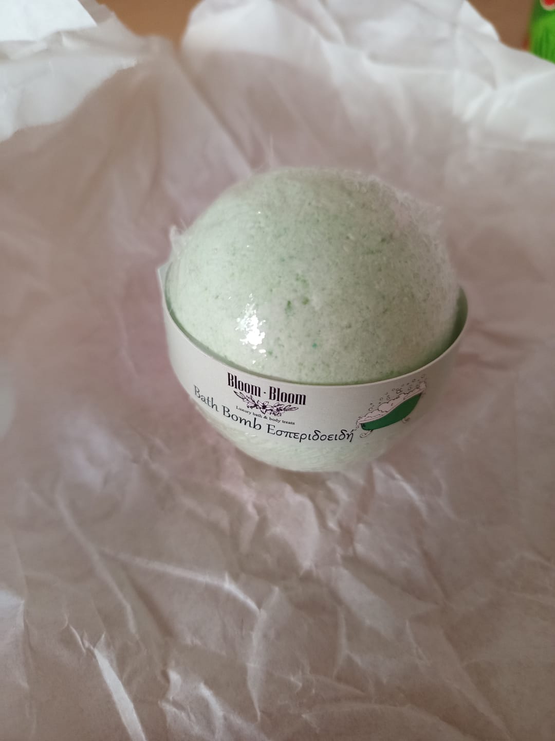 Customer photo review of Bath bomb Εσπεριδοειδή με Έλαιο Καρύδας & Αμυγδάλου | 115gr