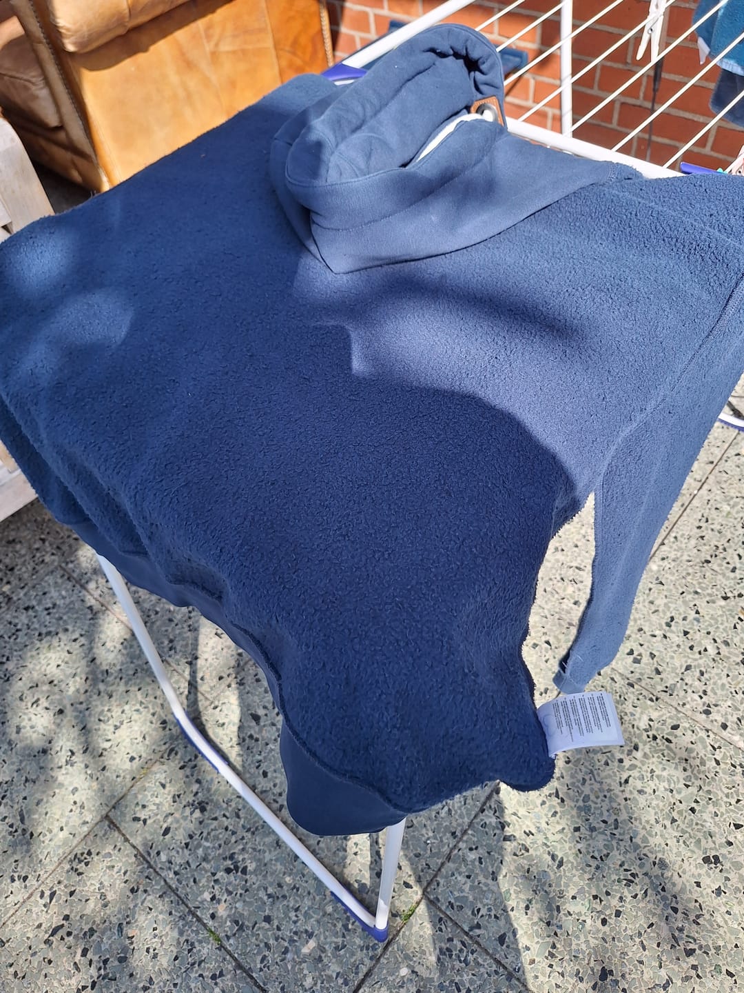 Customer photo review of Mooinzen · Unisex Bio Jogger Hoodie