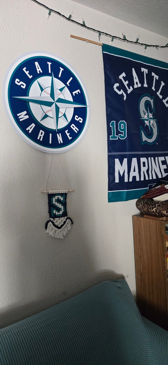 Customer photo review of Seattle Mariners Crest 3D Metal Wall Art