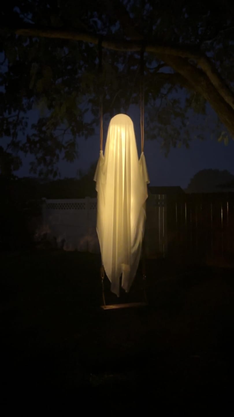 Customer photo review of Glowing Ghost Swing for Halloween Decor