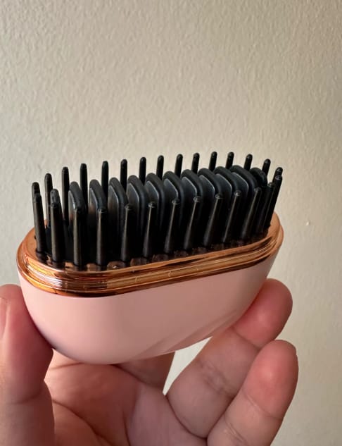 Customer photo review of Portable Straightening Brush™