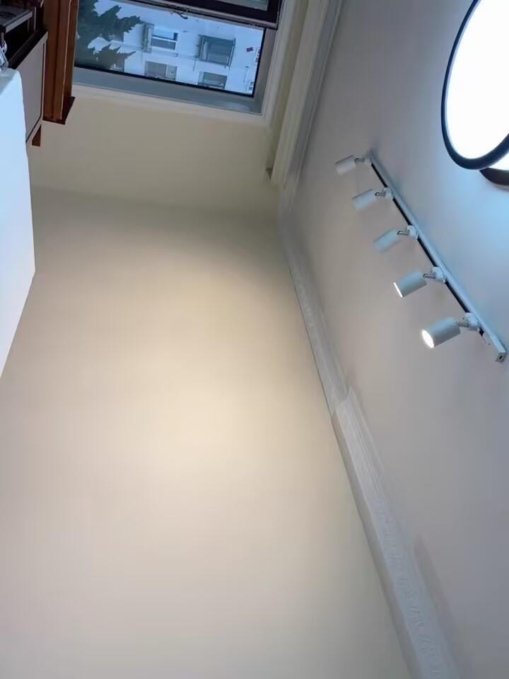 Customer photo review of Track Ceiling Light, Adjustable Spotlight Heads, Integrated LED, 24 Degree Beam