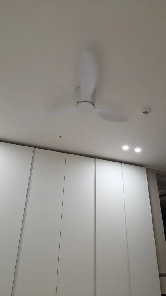 Customer photo review of Low Profile Ceiling Fan – 42/52 Inch, White, Wood, or Black Finish
