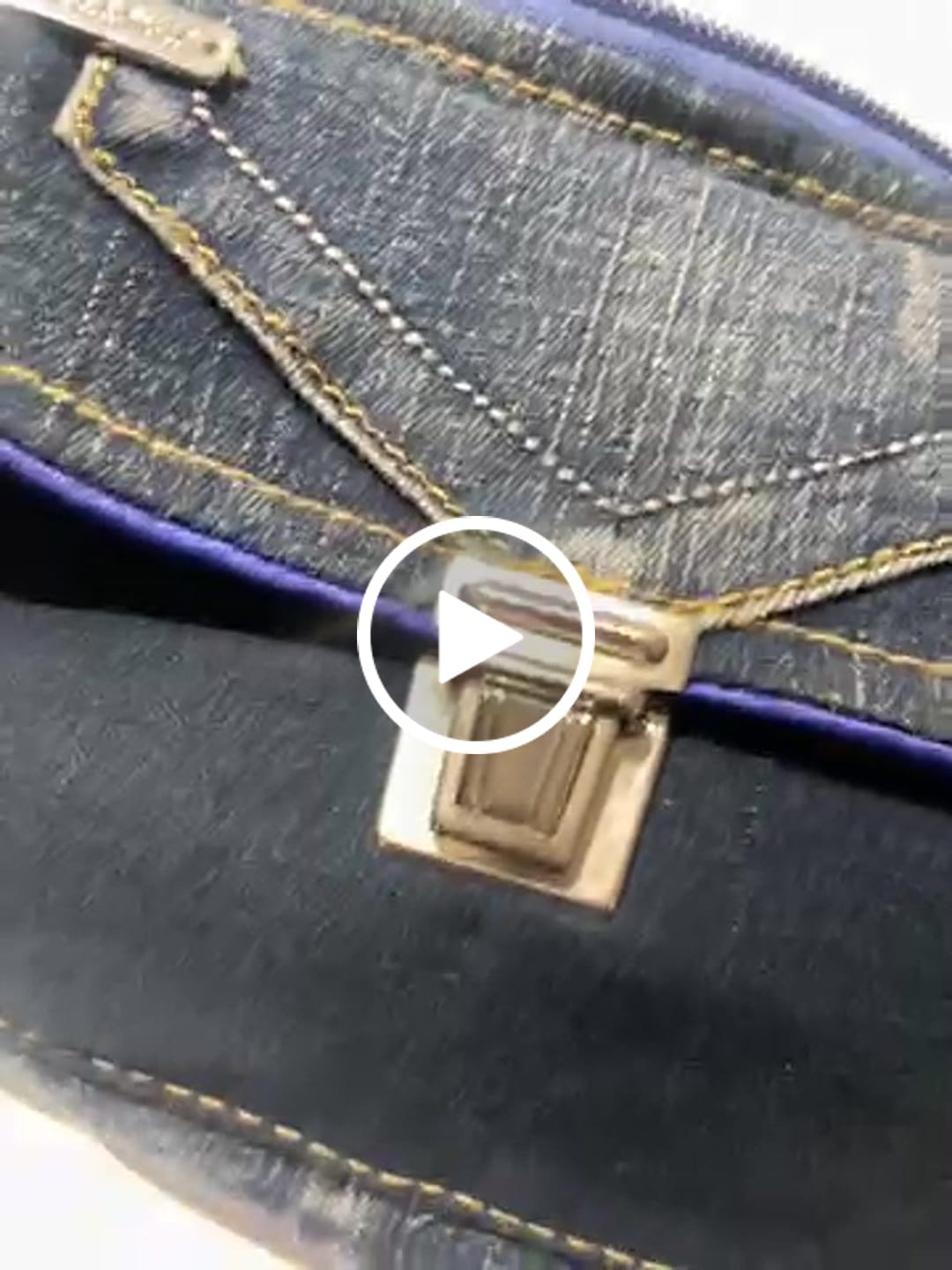 Customer video review of Riñonera Urban "♻️ Jeans Recycled ♻️" · Pieza Única Núm. 18993