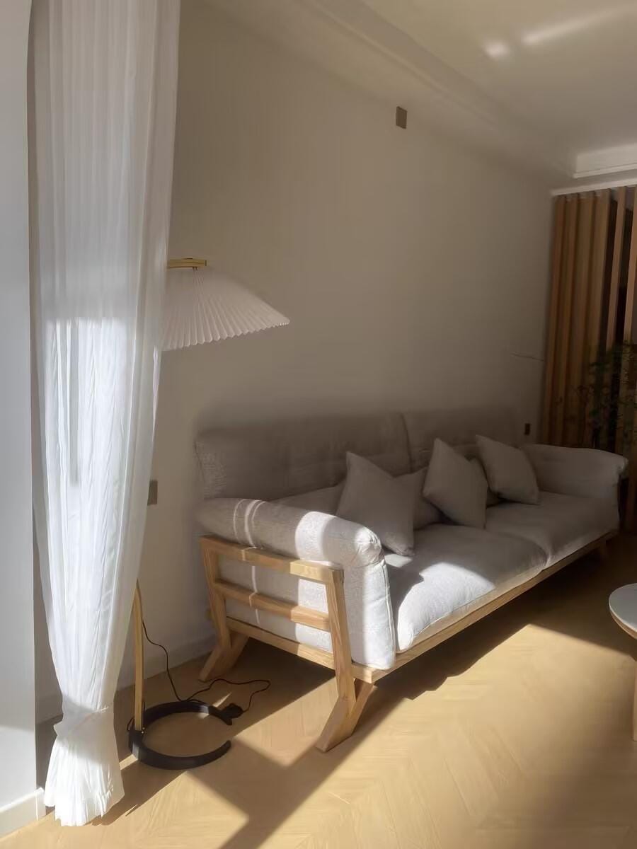 Customer photo review of Floor Lamp, Caprani Beechwood & Linen Shade, E26/E27, Plug-In