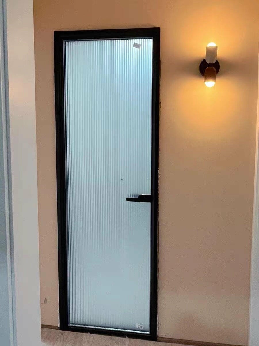 Customer photo review of Wall Lamp, Couleur Double Up-Down Glow, E26/E27, Metal Shades