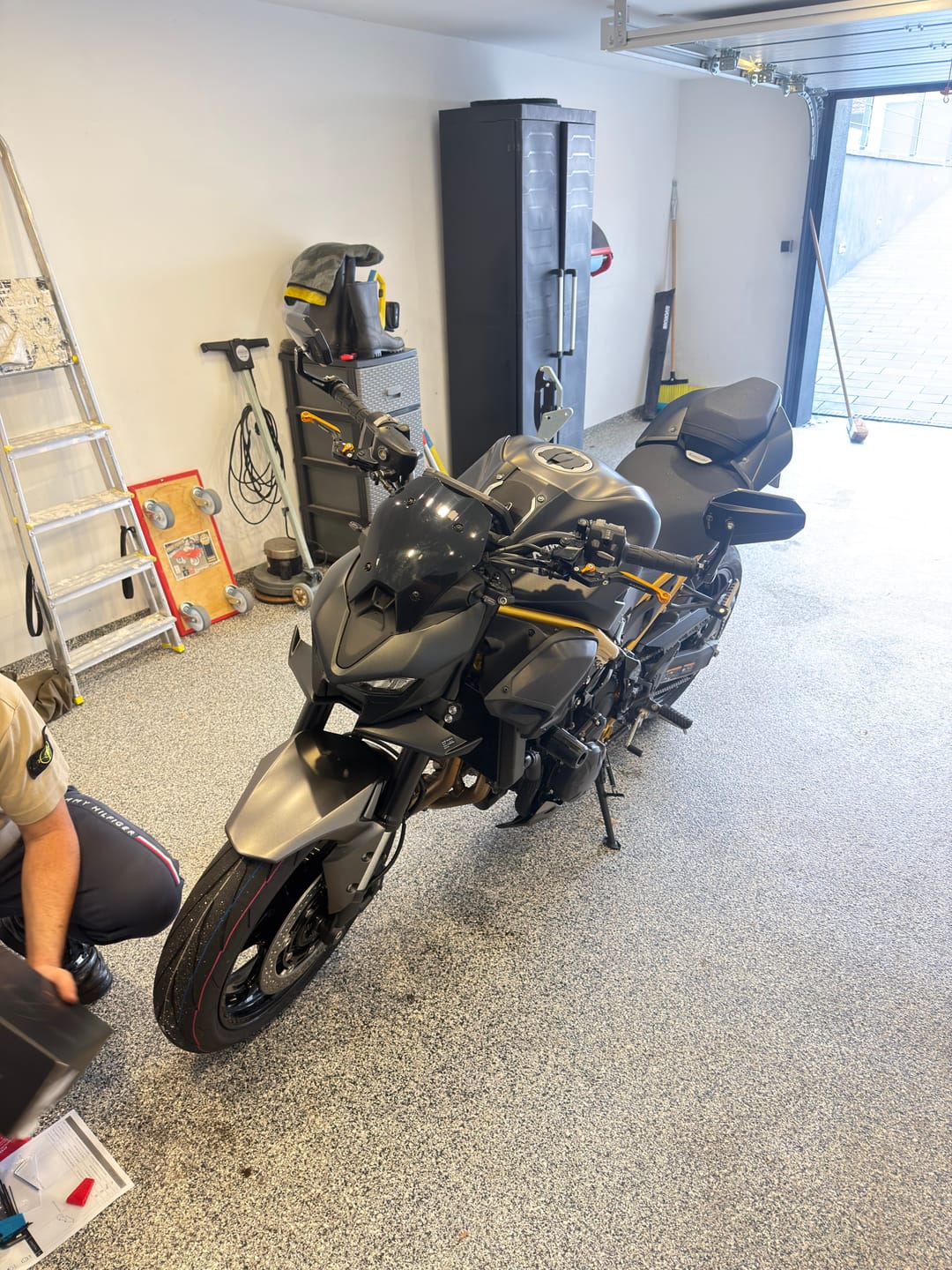 Customer photo review of PUIG Downforce Naked Front Spoiler | ABE | matt-schwarz | passend für Kawasaki Z900 / SE - Modelle (2025-2026)