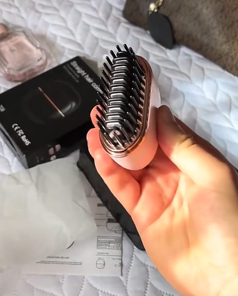 Customer photo review of Portable Straightening Brush™