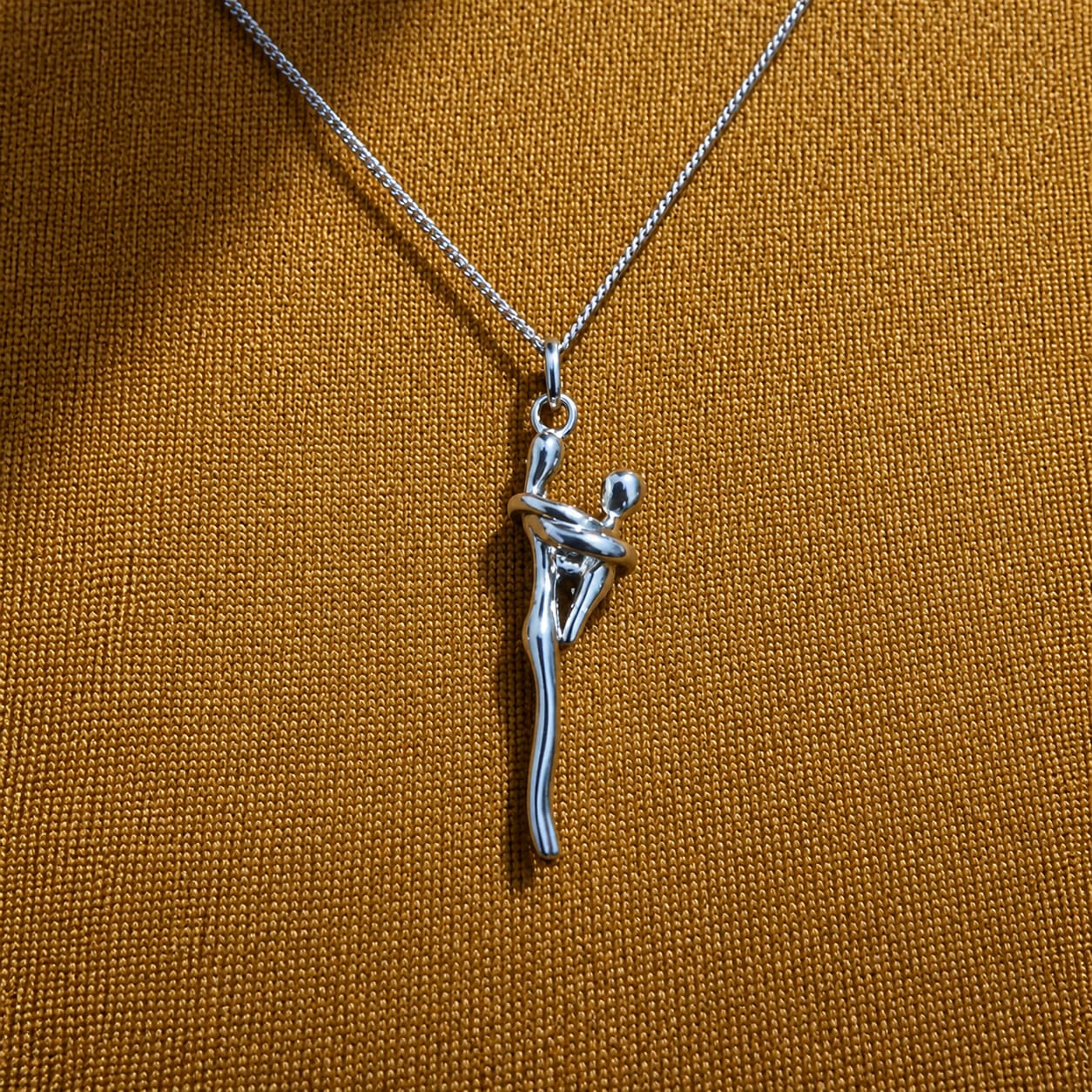 Customer photo review of Collar de Mamá