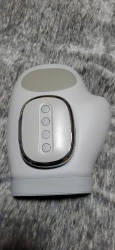 Customer photo review of Val's Gift™ Allevi Hand Massager