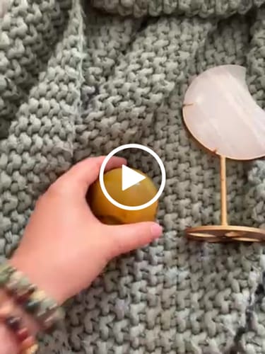 Customer video review of Premium Mystery Crystal Capsules