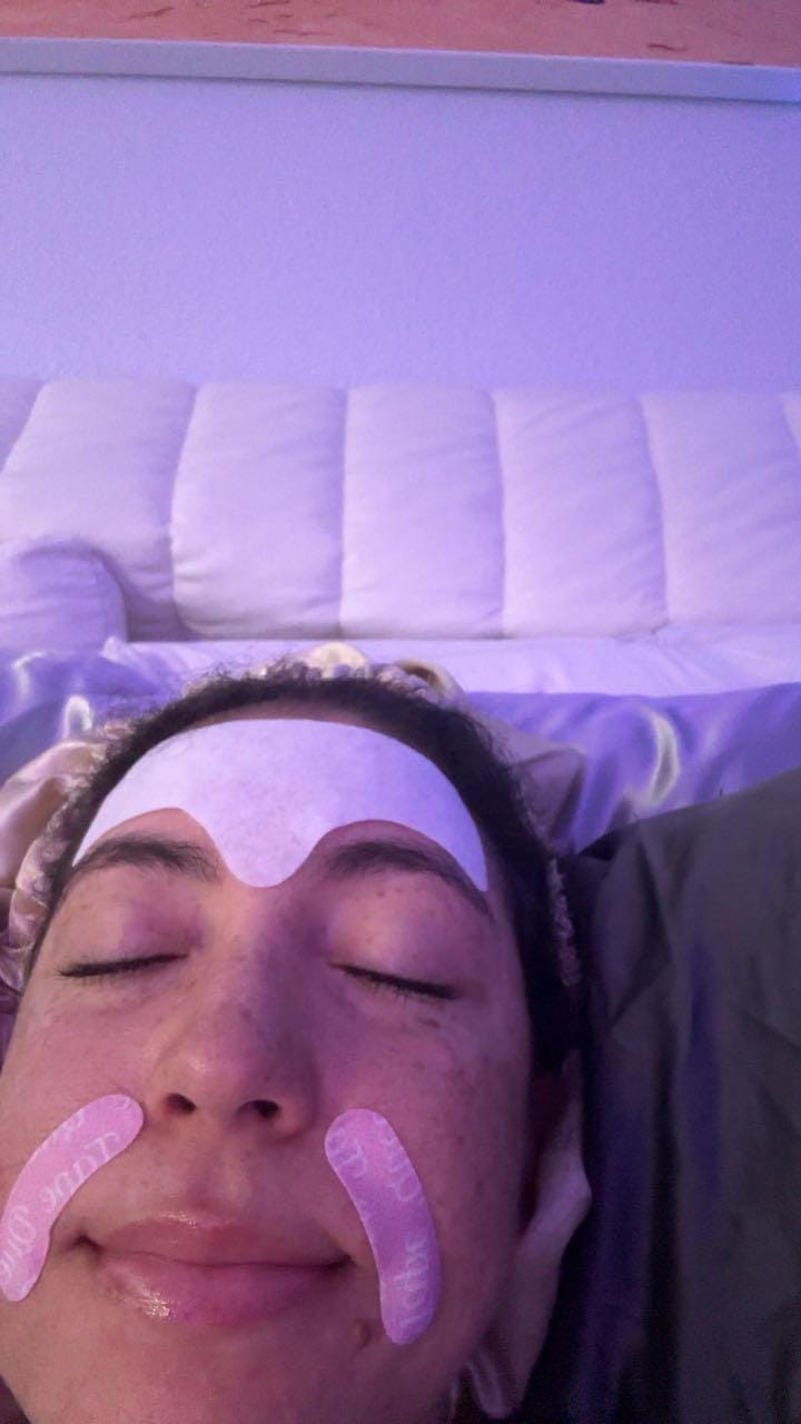 Customer photo review of Queen PDRN Hydrogel Face & Eye Tape Crowned Face (64 Pcs Face) (16 Pcs Eyes)