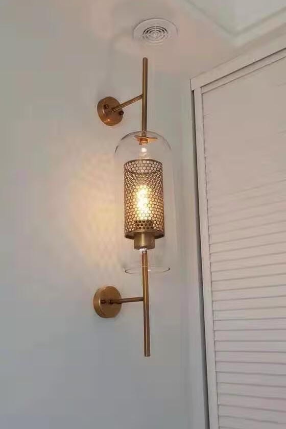 Customer photo review of Wall Light, Chiswick Glass Globe, Copper Silver Black, E27