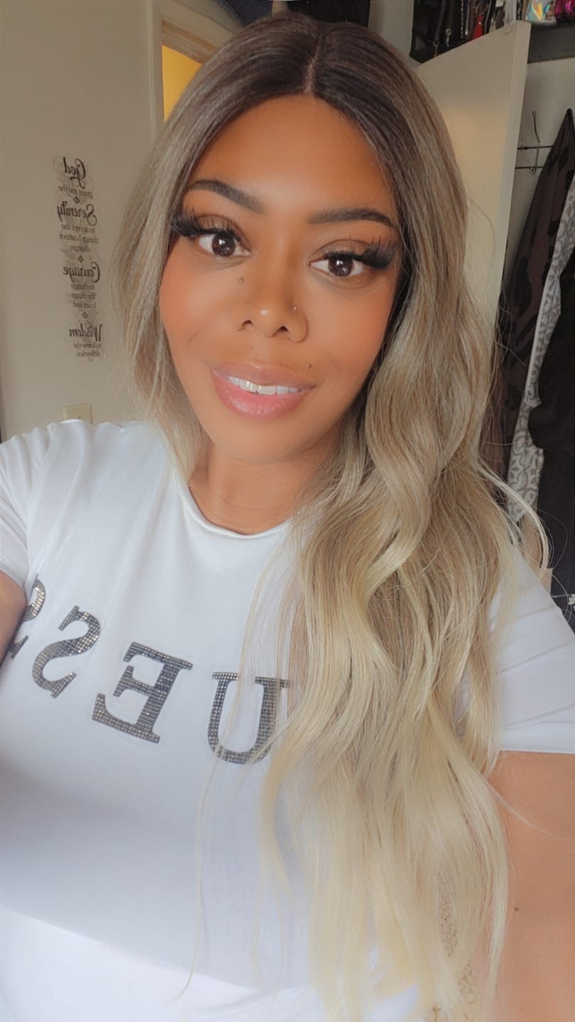 Customer photo review of Outre Every Wear HD Lace Front Wig - EVERY 38