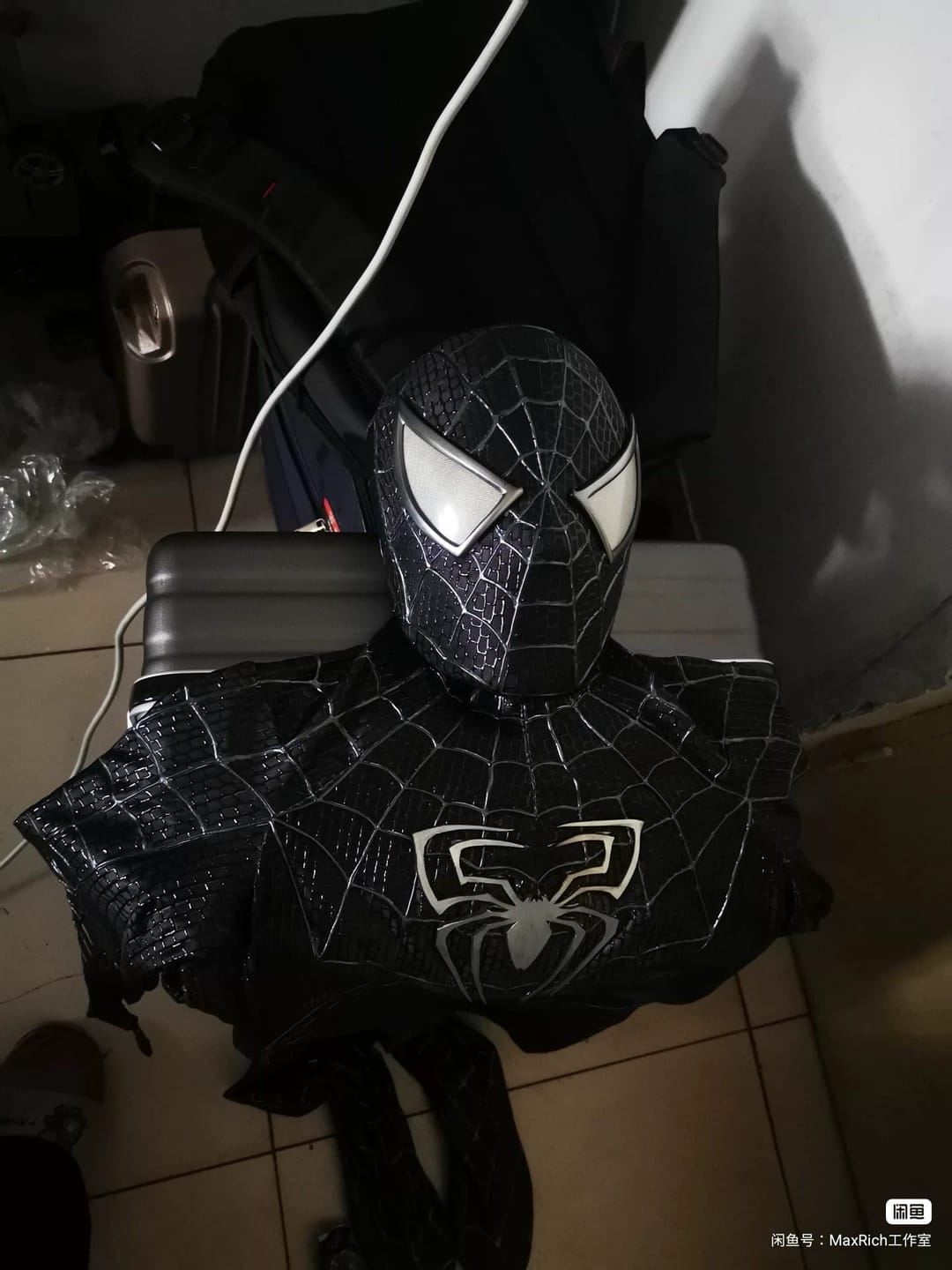Customer photo review of Tailor made!  Sam Raimi Spiderman 3 Symbiote Suit (Replica Grade)(Screen Printed)