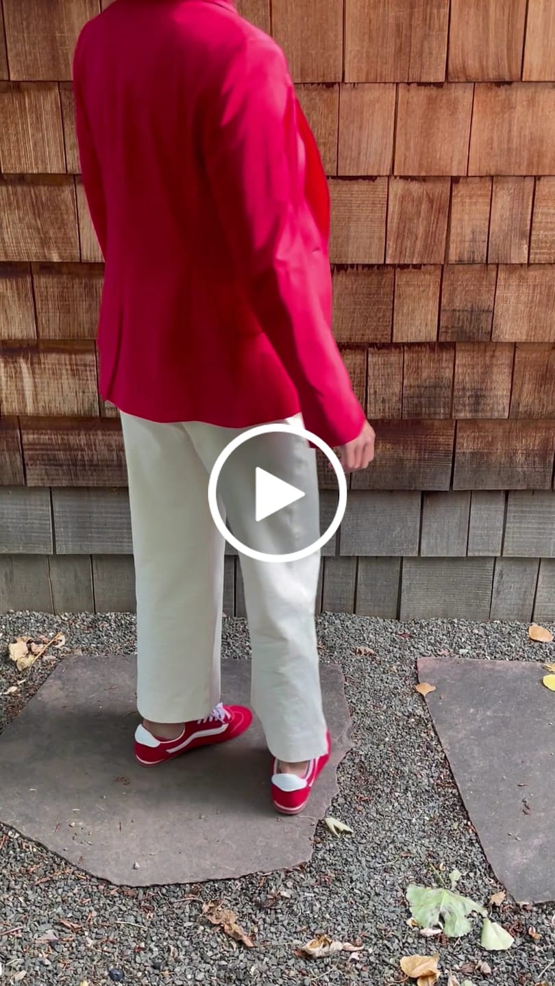Customer video review of Yasmine Timeless Blazer - Italian Wool Twill :: Sunset
