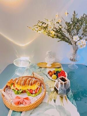 Customer photo review of Table Lamp, Atman Crystal Glass Oval, Chrome Base, Integrated LED