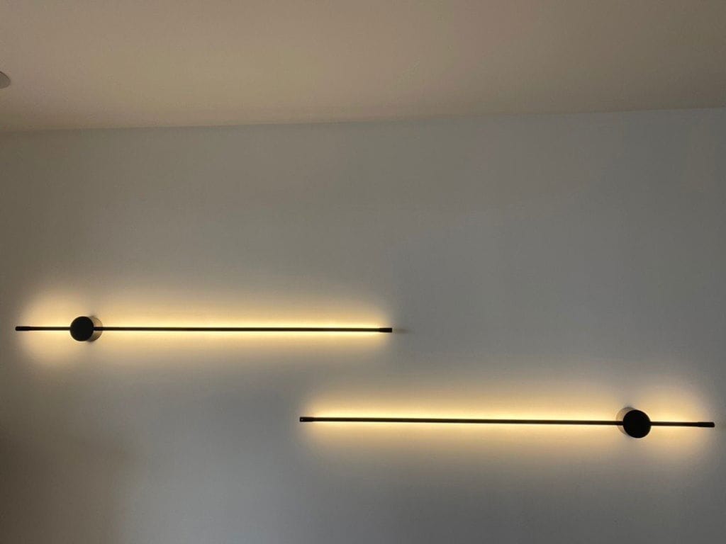 Customer photo review of Wall Light, Linear LED Slim Tube, Black or Copper, Wall or Ceiling Mount