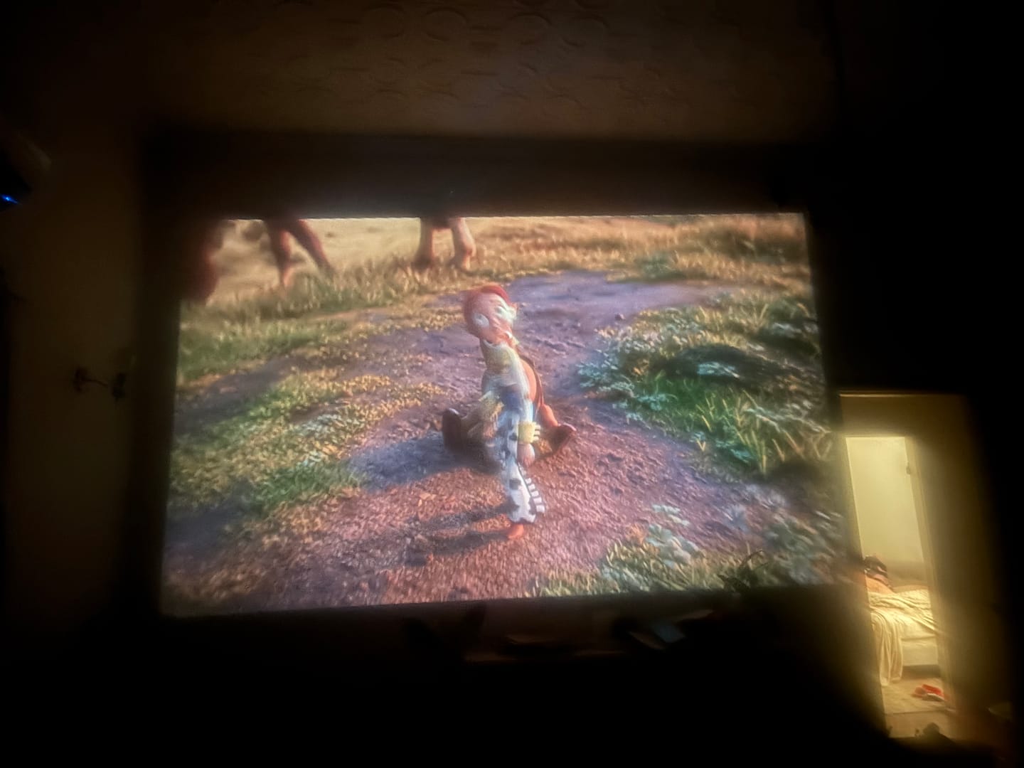 Customer photo review of MovieHub™ Ultra HD Projector