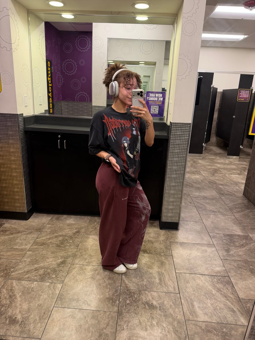 Customer photo review of 4319 - Naruto Artwork Tees
