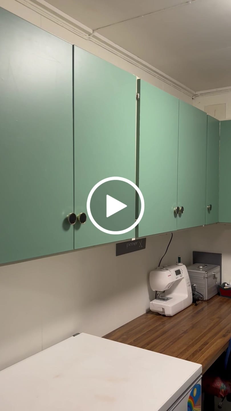 Customer video review of Uni matt Jade green kontaktplast