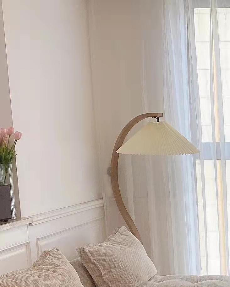 Customer photo review of Floor Lamp, Caprani Beechwood & Linen Shade, E26/E27, Plug-In