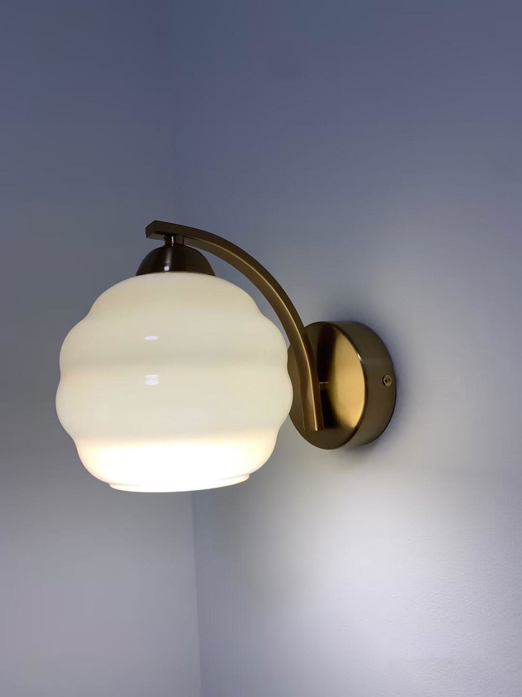 Customer photo review of Wall Sconce, Art Deco Glass Shade, Gold or Chrome, E26/E27
