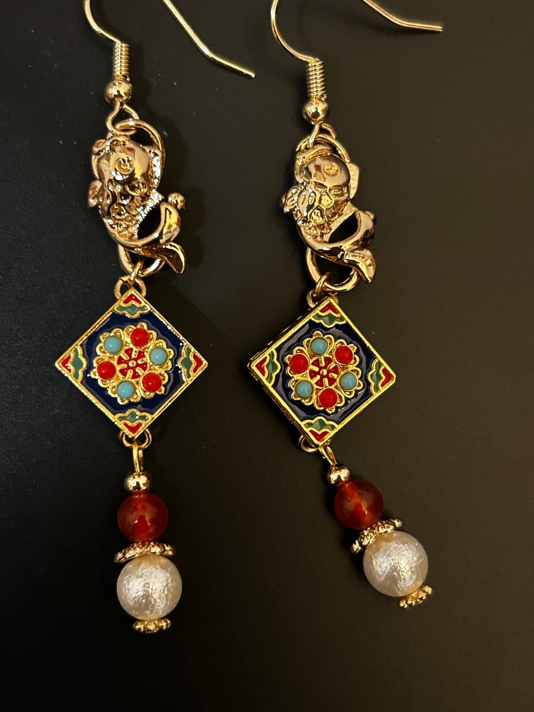 Customer photo review of Hao Yun 好运连连 Good Luck Charm Earrings