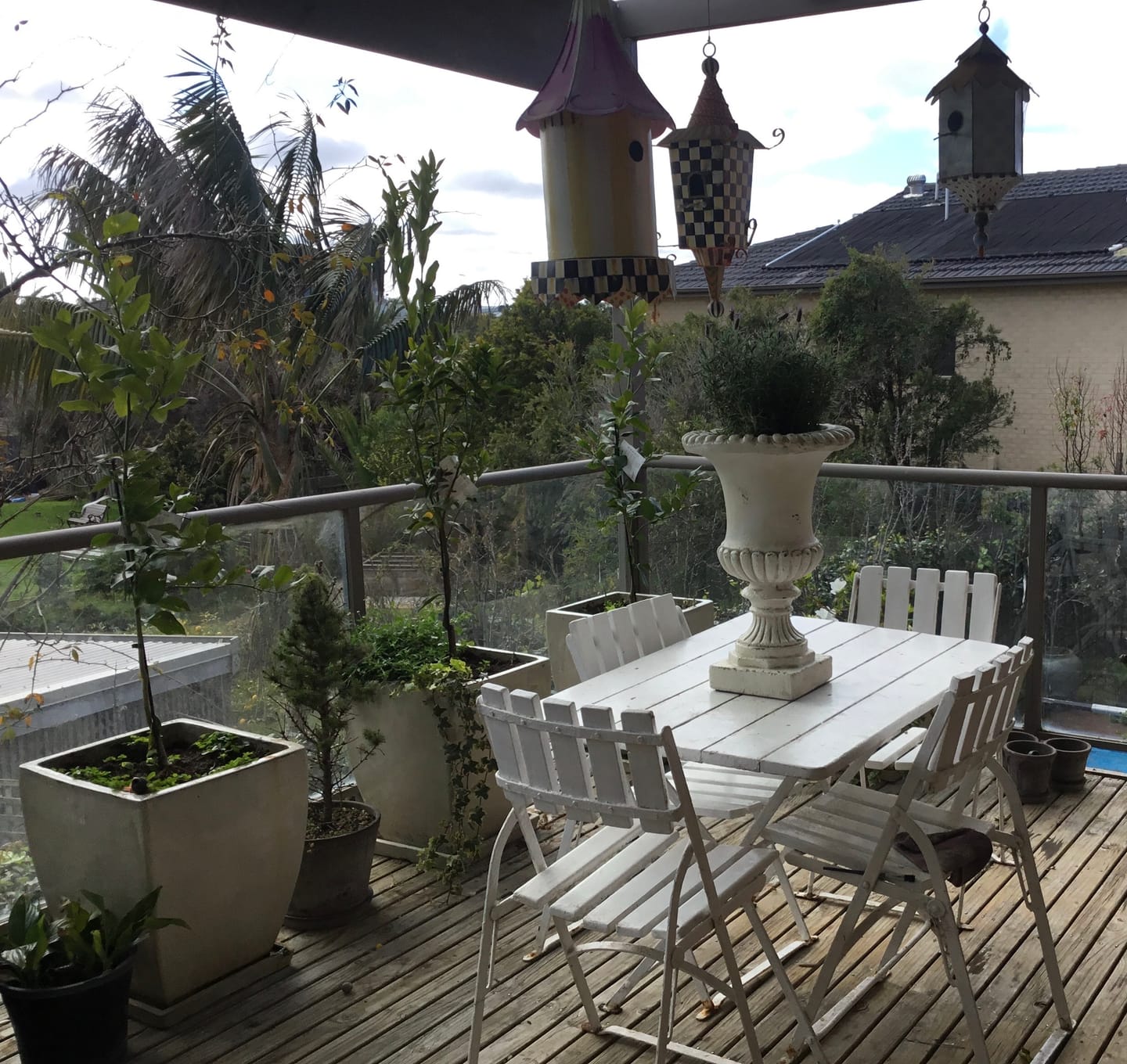 Customer photo review of Florentine French Provincial Medici Urn Planter, Antique White 56cm