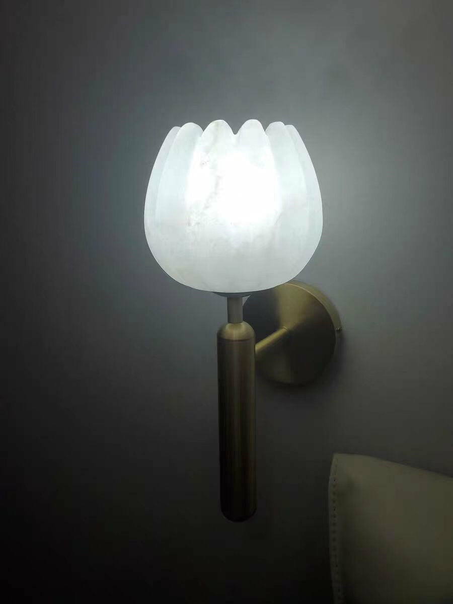 Customer photo review of Wall Lamp Mian, Natural Alabaster Flowers, Brass, E14 Max 15W
