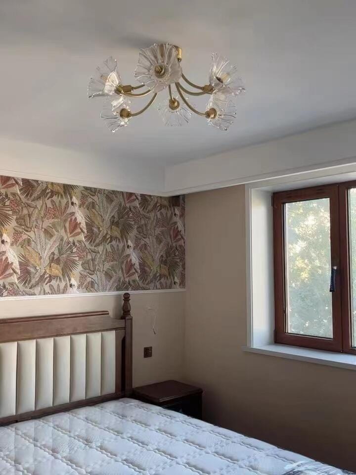 Customer photo review of Ceiling Light, Frosted Leaf Glass Shades, Gold, E27, Lotus Leaf