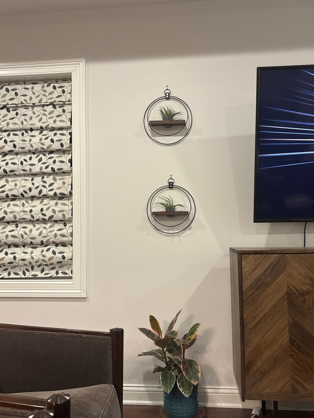 Customer photo review of Air Plant Shelf + Pot Duo
